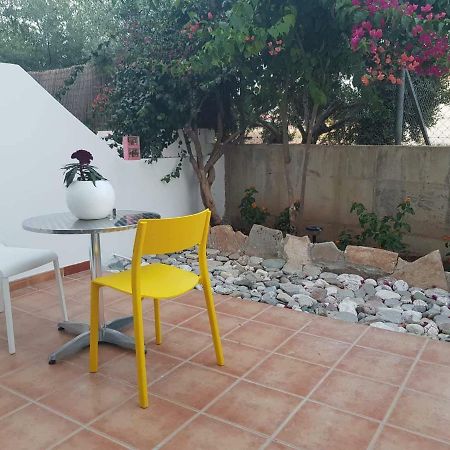 Ground Floor Studio Пафос Екстер'єр фото