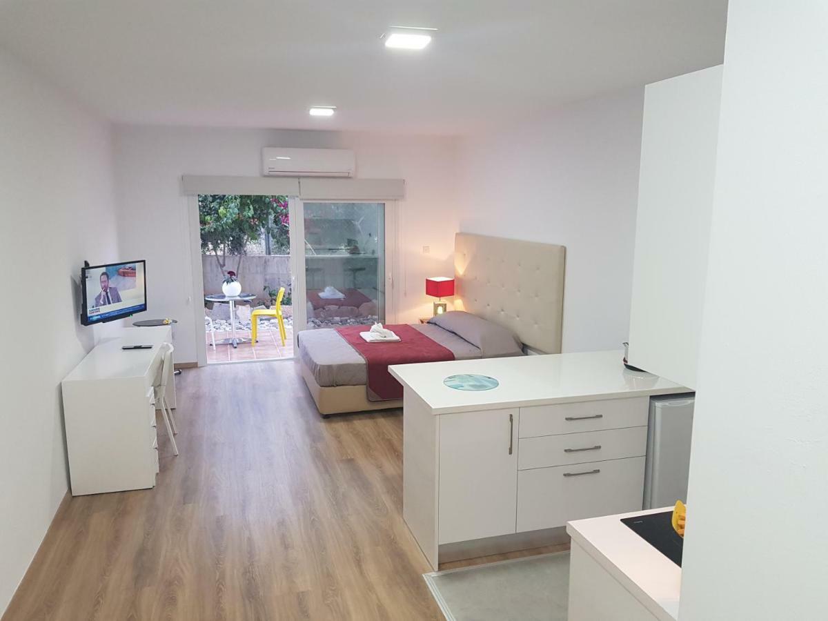 Ground Floor Studio Пафос Екстер'єр фото